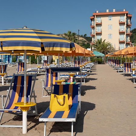 Hotel Eden Grottammare Ngoại thất bức ảnh