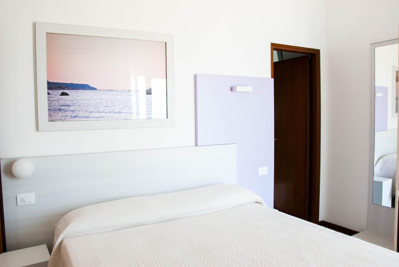 Hotel Eden Grottammare Ngoại thất bức ảnh
